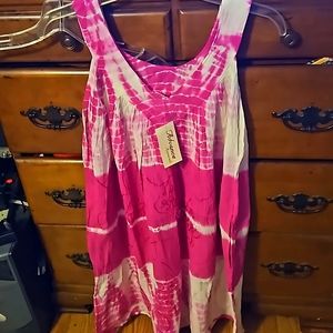 Women's Beach Cover-up Dress New with Tags. One Size fits S-1X. Fushia & White